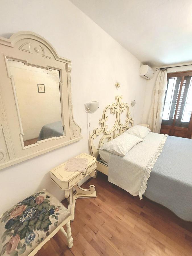 Villa Riva Молунат Экстерьер фото